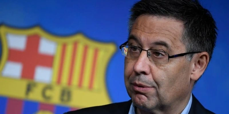 Chủ tịch Barcelona bị bắt trong vụ Barçagate