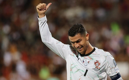 Những bài học và thông điệp từ các bê bối ngoài sân cỏ của Ronaldo