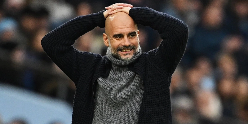 HLV Pep Guardiola: Huyền Thoại Sân Cỏ Và Nghệ Thuật Dẫn Dắt 2 HLV Pep Guardiola