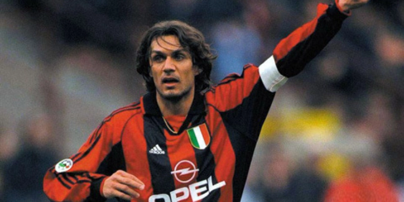 Maldini: Biểu Tượng Bất Tử Của AC Milan Và Nghệ Thuật Phòng Ngự 2 Maldini